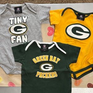 NFL Team Apparel Kids Green and White Tee